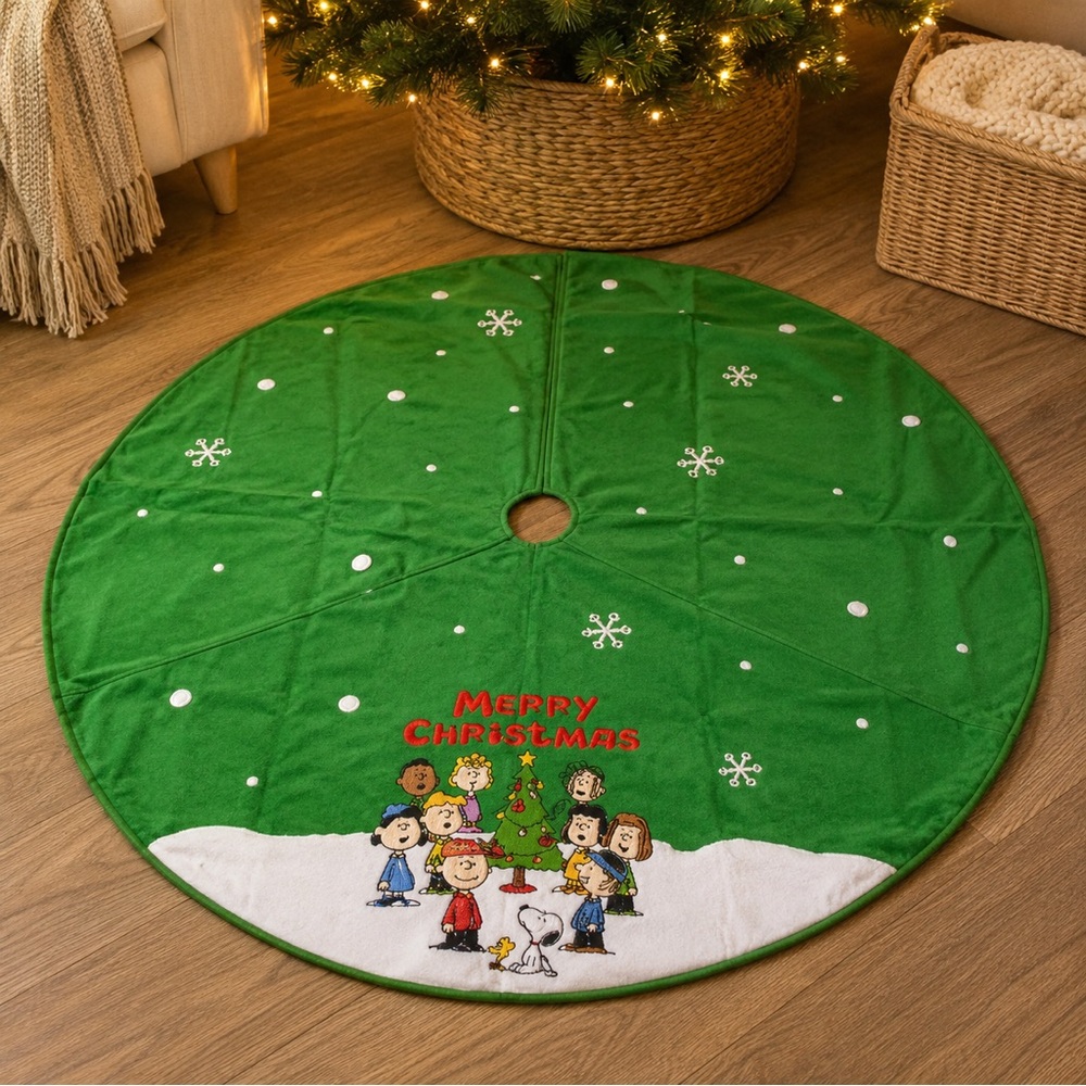 Peanuts Green Christmas Tree Skirt Charlie Brown & Snoopy Holiday EUC
